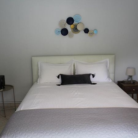 Paxos Rock Apartments 盖奥斯 外观 照片