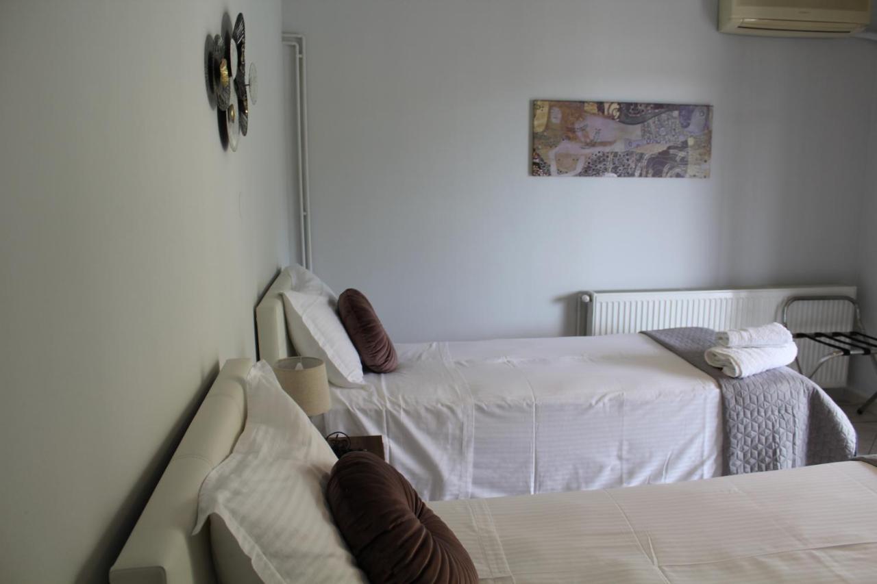 Paxos Rock Apartments 盖奥斯 外观 照片