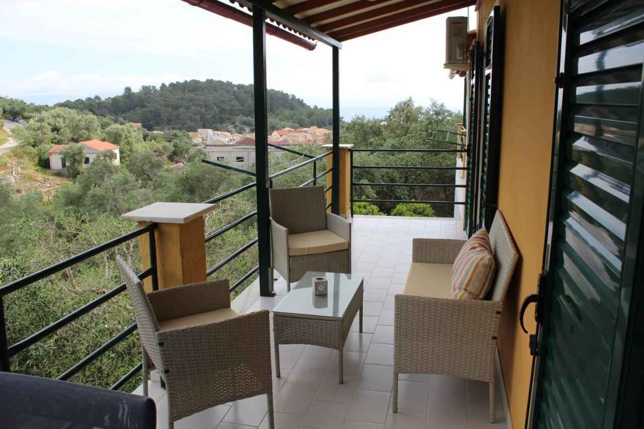 Paxos Rock Apartments 盖奥斯 外观 照片